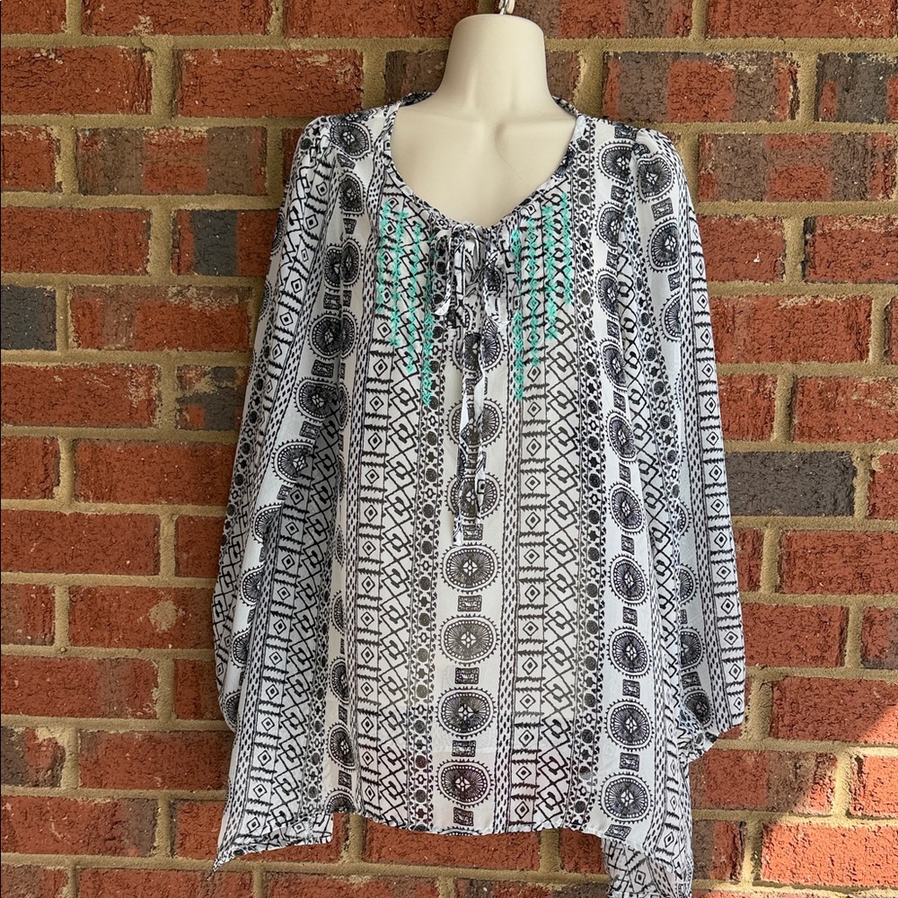 Kori Black and White Patterned Blouse